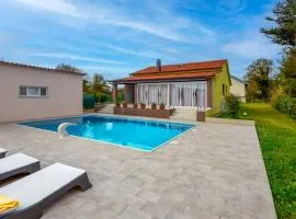 Holiday Home Nena by Interhome