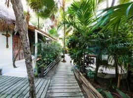 Hotel Cormoran Tulum & Cenote