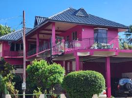 The Seaside Garden Guesthouse，位于Buccoo的酒店