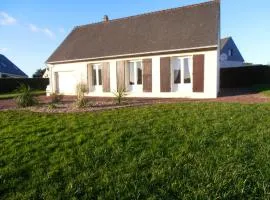 Maison charmante à Portbail avec jardin et vue mer