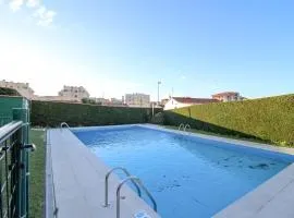 s20 apartment pool/garden/terrac