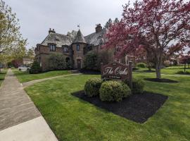 The Oaks B&B Hotel and Spiritual Center，位于詹姆斯敦的酒店