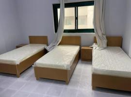 Bedspce Available Sharjah，位于沙迦的公寓