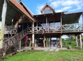 My Country House Paradise, Rio Celeste!，位于San Rafael的带停车场的酒店