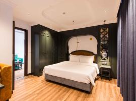 Paradise Suites Nguyen Khuyen，位于河内Giam Lake附近的酒店