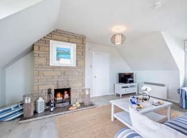 4 bed property in Whiting Bay Isle of Arran 76168，位于Whiting Bay的酒店