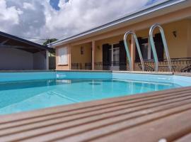 Maïlly - Charmante villa T5 avec piscine - Empire House，位于卡佩斯特雷贝勒奥的酒店