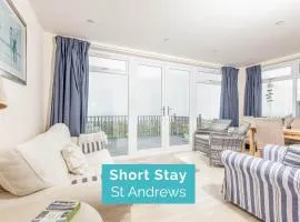 Sea View - Stunning views from patio - Sleeps 4