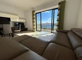 Sea View Over Valletta Harbour 3 Bedrooms Apartment