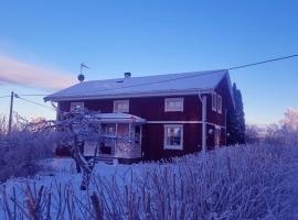 Sällinge House - Cozy Villa with Fireplace and Garden close to Uppsala，位于乌普萨拉的度假屋