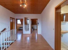 Traumhaus nähe Mainz I 12 Betten I 4 Schlafzimmer I Terrasse I 200m2 I Garten