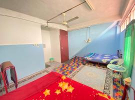 MY GUNUNG HOTEL BUDGET，位于巴佐的酒店