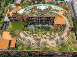 The Marin Phuket Kamala Beach，位于卡马拉海滩的酒店
