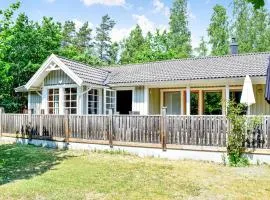 Gorgeous Home In Köpingsvik With Sauna