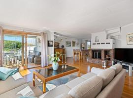 Large home in Sola，位于Tananger的酒店