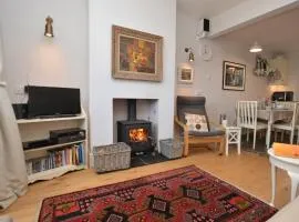 3 Bed in Bothenhampton DC160