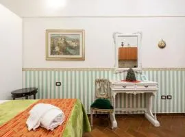 APT 0 in the historic center Bari