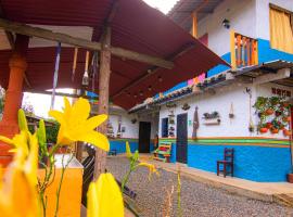 Casa Viva Alojamiento Rural，位于贾丁的乡间豪华旅馆