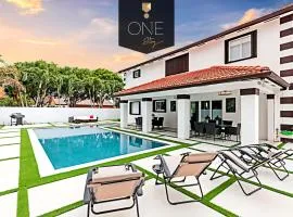Prestigious Home with Pool