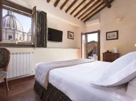 缇亚特洛佩斯酒店