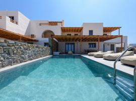 Aegean Gem Villa with private pool in Paros，位于Mármara的酒店