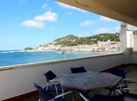 LLANÇÀ 11 ÀTIC - Ático en primera línea de mar, gran terraza y piscina comunitaria - ES-228-60