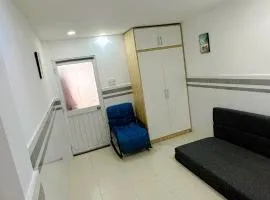 123 Apartment - Simple private room