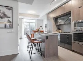 Luxury Properties in Toronto Downtown Core