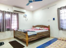 P V J RESIDENCY HOME Stay，位于Pithāpuram的酒店