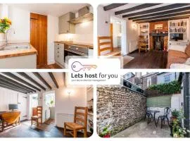 Alma Cottage - Cosy Romantic Retreat - Log Burner