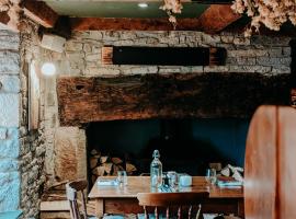 The Lion at West Pennard，位于West Pennard的酒店
