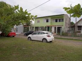 Apartamento família perto do mar