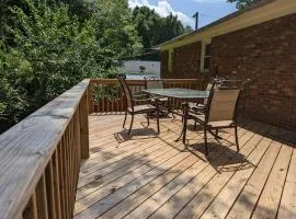 Cozy 3BR house near downtown Spartanburg.