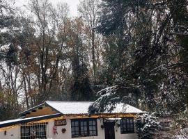 'T boshuisje，位于Oudsbergen 的酒店