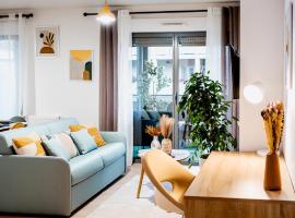 OASIS - 10 min from Disney, Free Parking, Self-Checkin，位于蒙泰夫兰的酒店