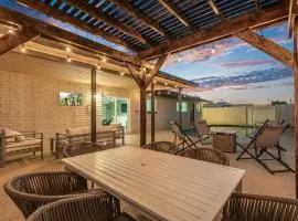 Cozy-Perfect location-Private Pool-Heat Optional- SPRING Training-GCU