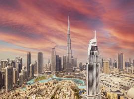 SmartStay at Burj Royale - Full Burj Khalifa View - Brand New Luxury Apartments，位于迪拜的公寓