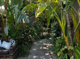 Talavera Palm Springs，位于棕榈泉的酒店