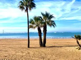 Primera linea playa valdelagrana vistas al mar