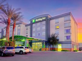 Holiday Inn & Suites Phoenix Airport, an IHG Hotel，位于凤凰城的酒店