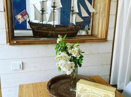 "La Bounty" gite 50m de la plage avec spa，位于巴讷维尔-卡特里特的Spa酒店