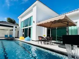 Siam-CityHouse pattaya 4 bed5 bath luxury pool villa-Jacuzzi- walking St 10min