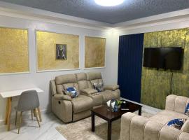 Derby Place Hotel and Lounge，位于Karatina的酒店