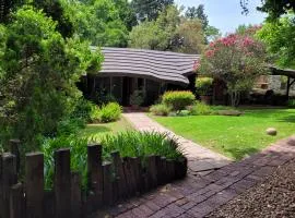 Riverbush Lodge Guesthouse