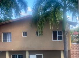 Montego Bay, Ironshore Luxury Studio，位于蒙特哥贝的酒店