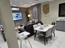 شقة فاخرة Modern Apartment of 3 Bedrooms 5 minutes to Haram