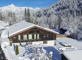 Ferme Liberté - stunning, comfortable, & modern sleeps 14- private mini van