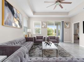 Luxurious Tampa Bay Area Home in Serene Community!，位于里弗维尤的乡村别墅