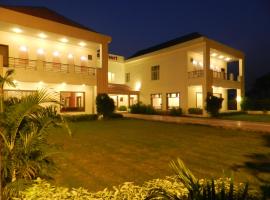Hotel Garden Court，位于Hoshiārpur的酒店