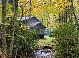 Cozy Creekside Cottage Near Boone and ASU!